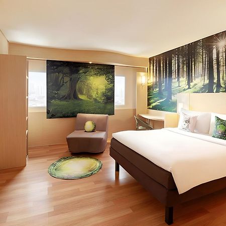 Ibis Jakarta Harmoni Eksteriør bilde