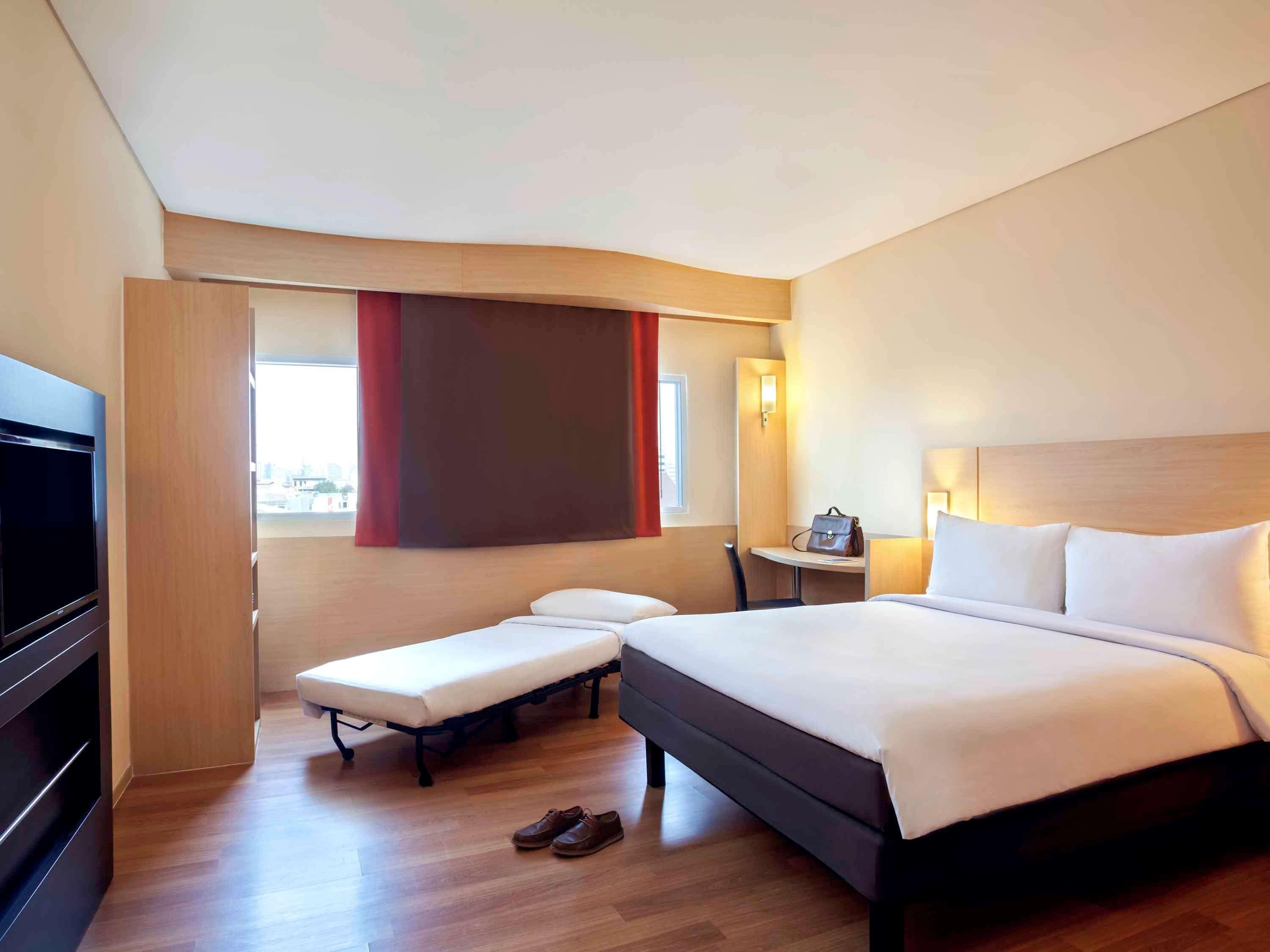 Ibis Jakarta Harmoni Eksteriør bilde