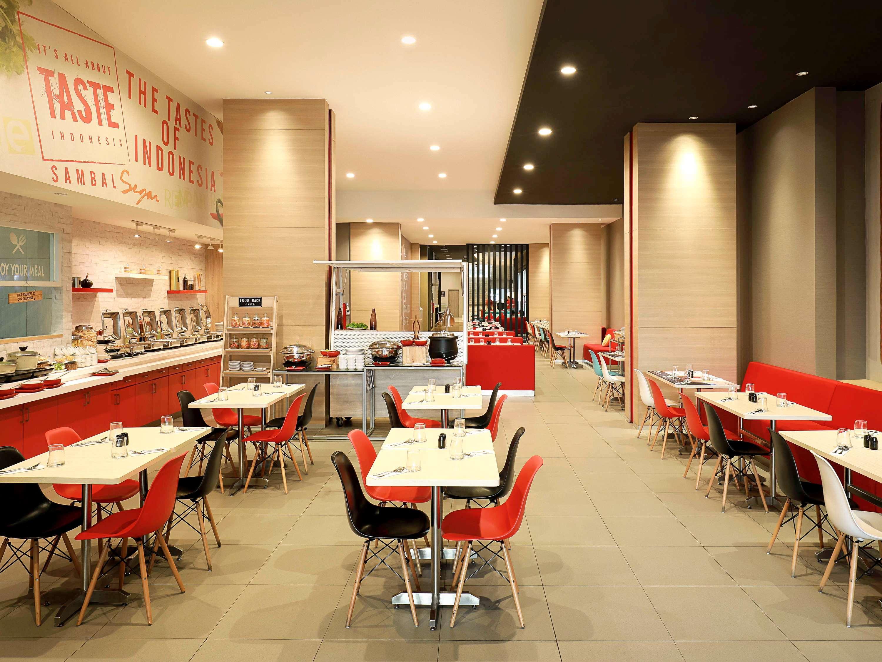 Ibis Jakarta Harmoni Eksteriør bilde