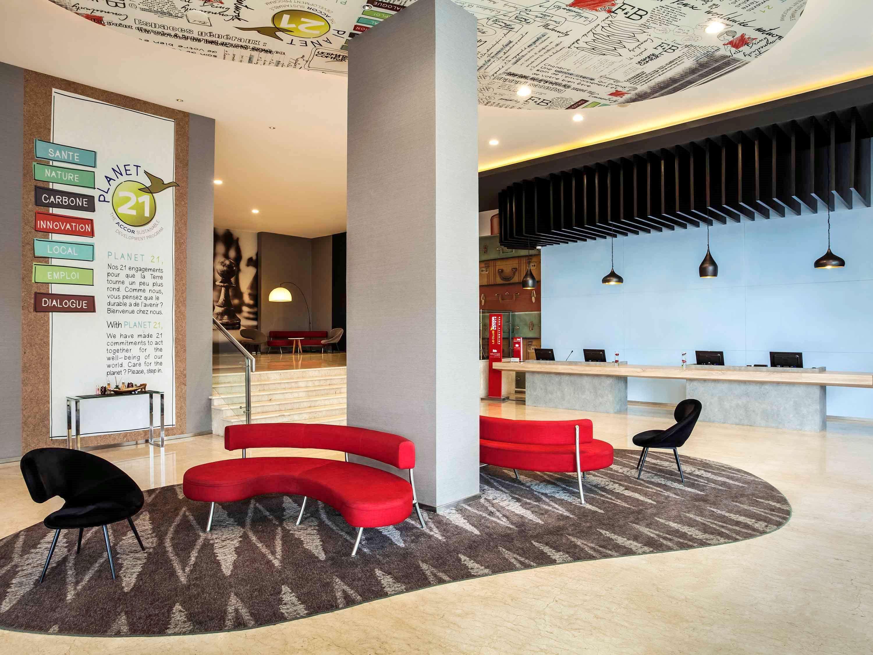 Ibis Jakarta Harmoni Eksteriør bilde