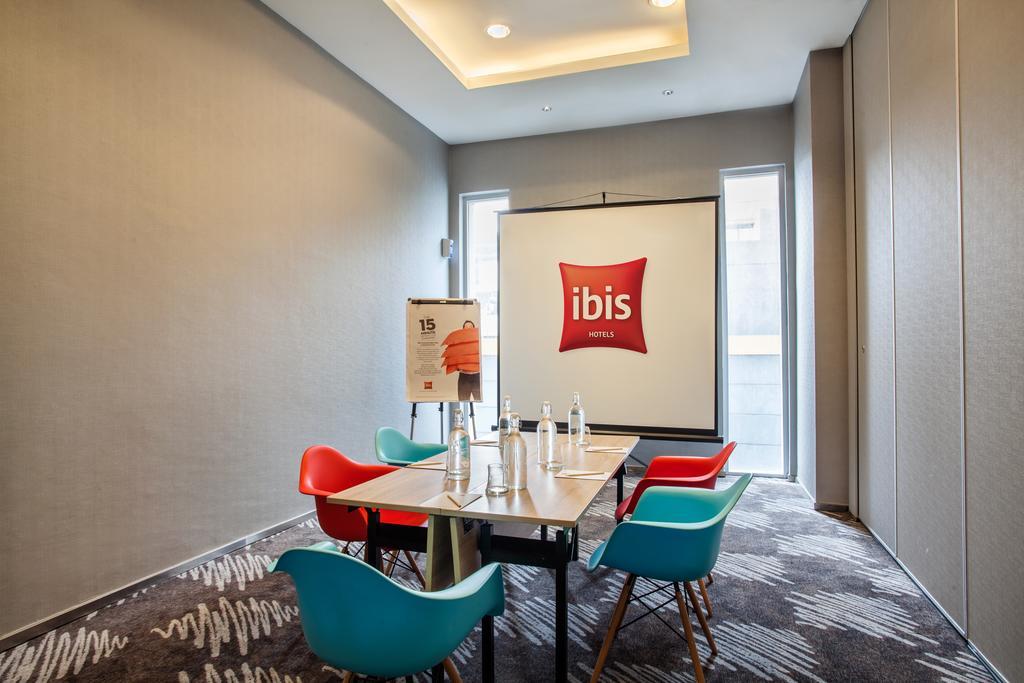 Ibis Jakarta Harmoni Eksteriør bilde